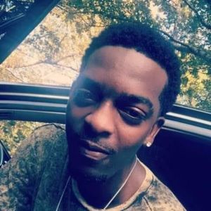 Meet your Posher, Derrick